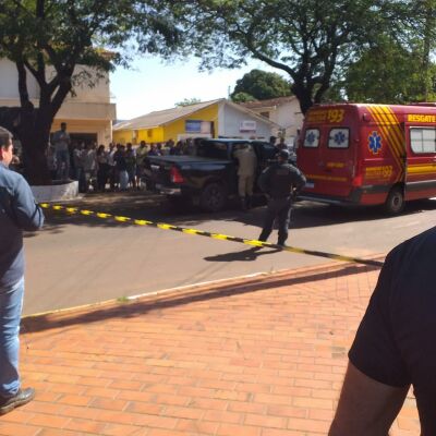 Imagem da notícia Policial reage à assalto e mata dois bandidos em Amambai